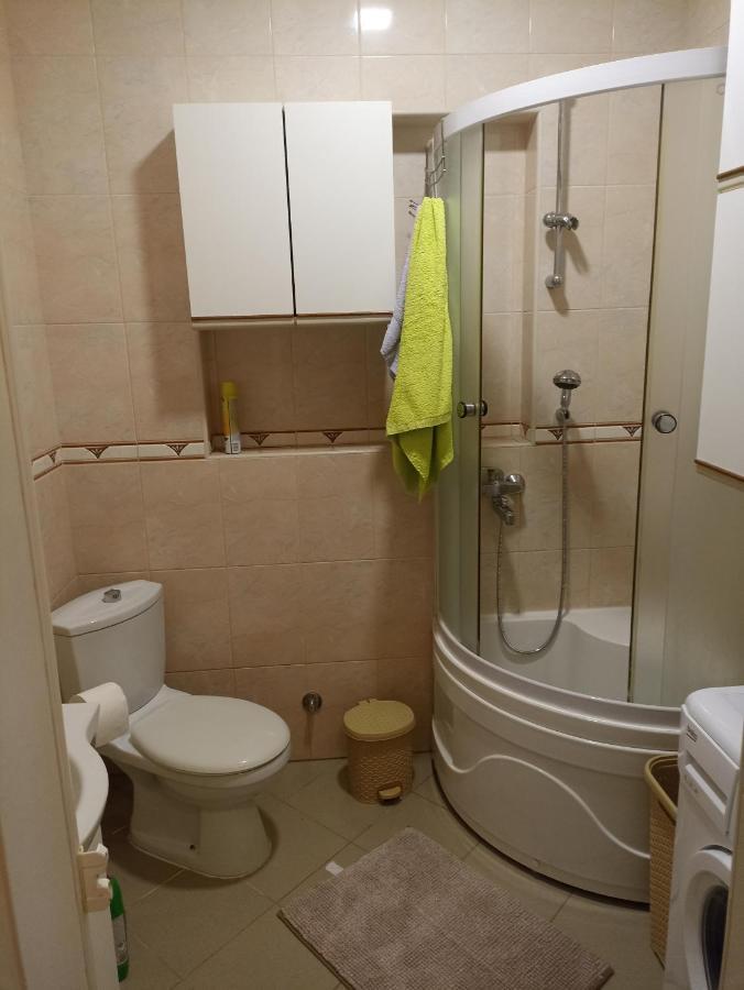Apartmani Ana Tivat Eksteriør bilde