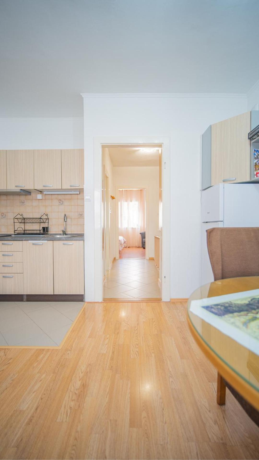 Apartmani Ana Tivat Eksteriør bilde