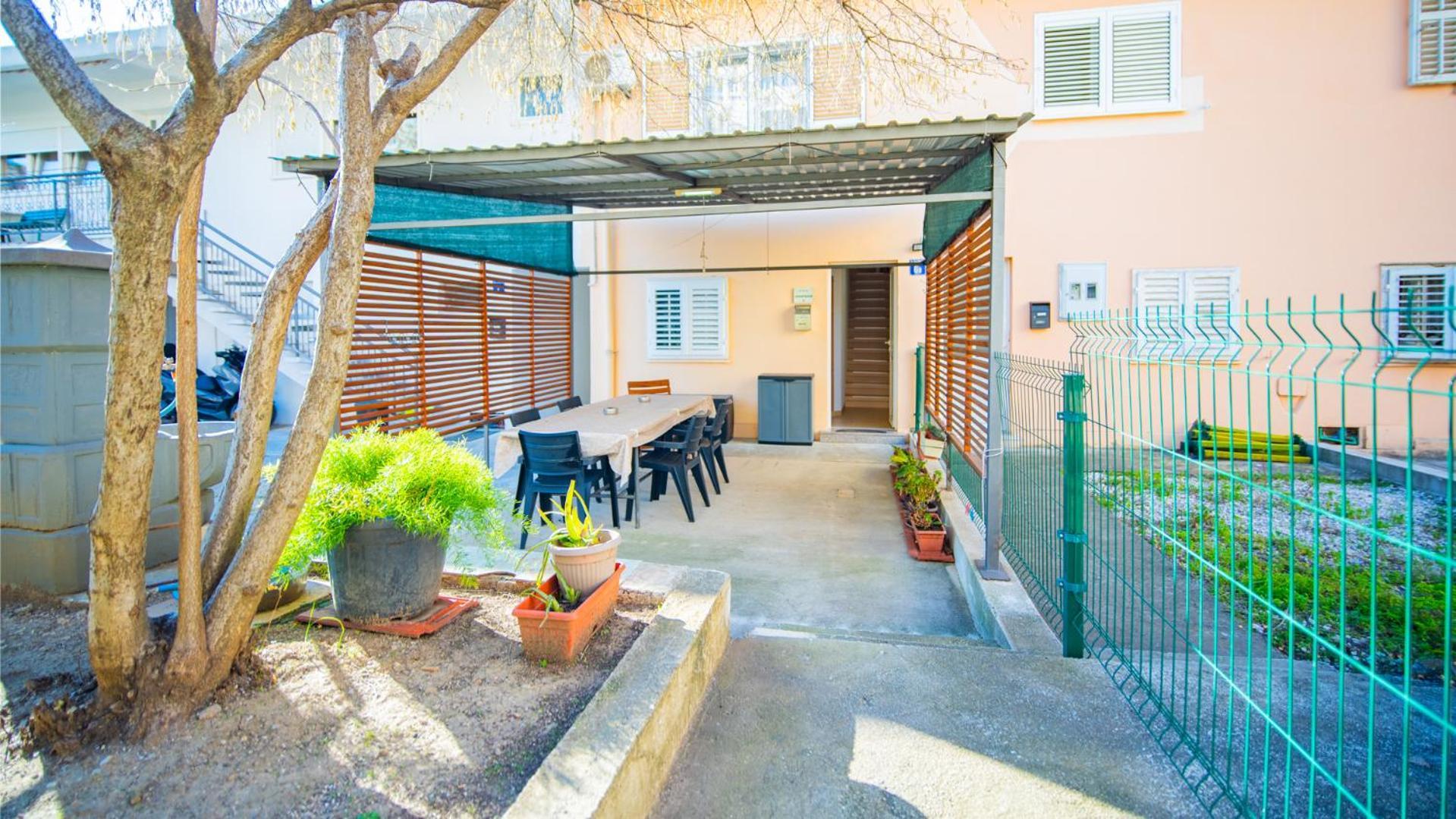 Apartmani Ana Tivat Eksteriør bilde